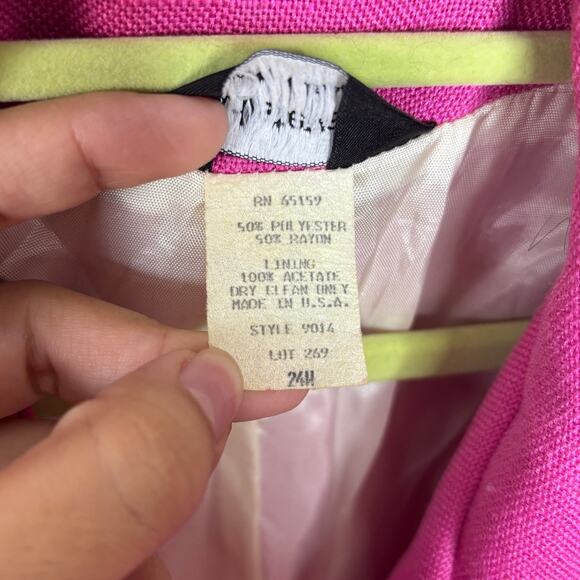 Chad Stevens Hot Pink 2-Piece Vintage Skirt Suit Sz 24W - Picture 6 of 11